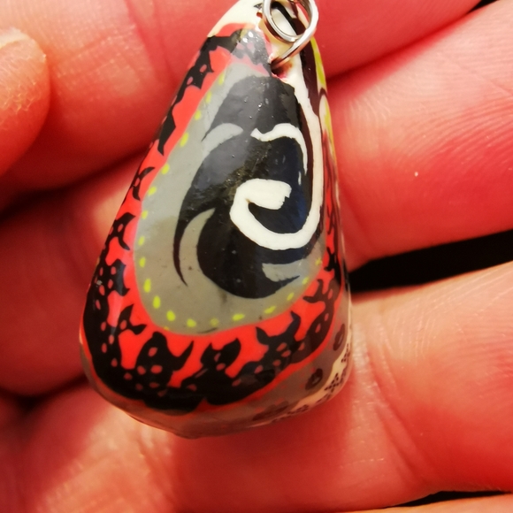 Viva Beads Y Shape Necklace with Psychedelic Pendant and Earring Set - Picture 4 of 16